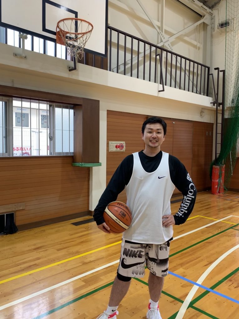 コーチ 運営 東京でバスケのスクールと大会を開催バスケットボールクラブダンクdunk